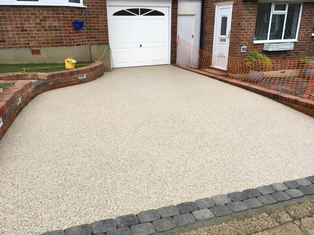 Large resin bound driveway project