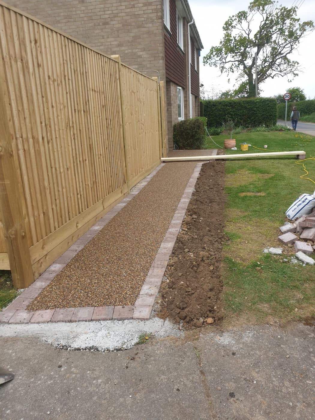 Resin bound garden path with block paving edge