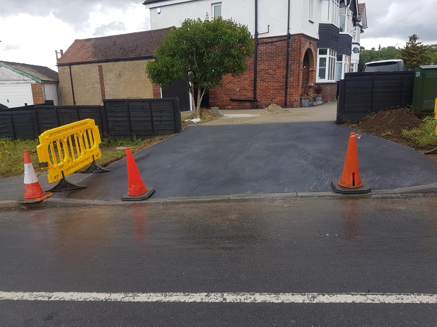 Tarmac driveway laid by South East Groundworks